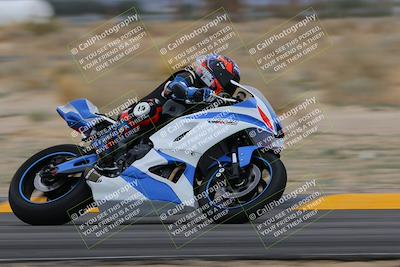 media/Jan-14-2023-SoCal Trackdays (Sat) [[497694156f]]/Turn 4 Set 2 (1030am)/